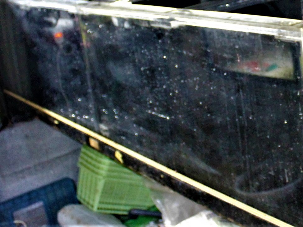 １８０×６０×ｈ４1　二分割水槽